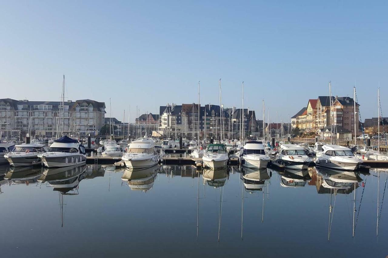 Port-Guillaume, résidence de vacances avec mer&piscine Dives-sur-Mer Extérieur photo