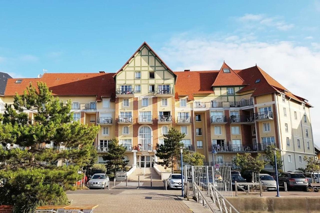 Port-Guillaume, résidence de vacances avec mer&piscine Dives-sur-Mer Extérieur photo