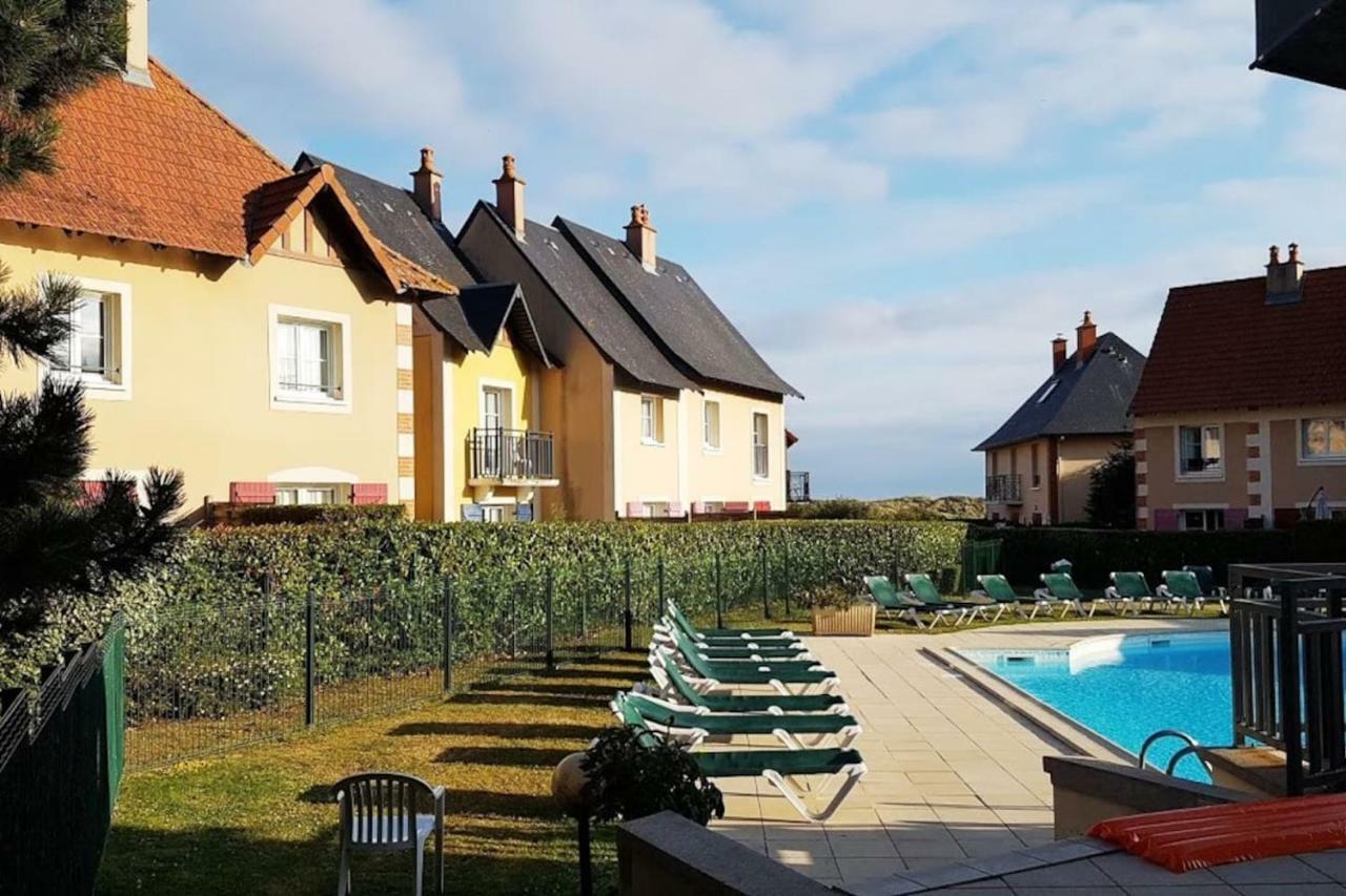 Port-Guillaume, résidence de vacances avec mer&piscine Dives-sur-Mer Extérieur photo